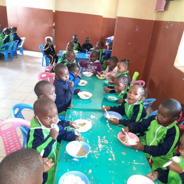 Tenderfeet school, Kenya having lunch from donated maize